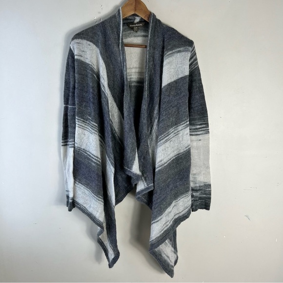 Tommy Bahama Open Front Cardigan Womens Size Medium Wool Mohair Blend Grey - Picture 11 of 11
